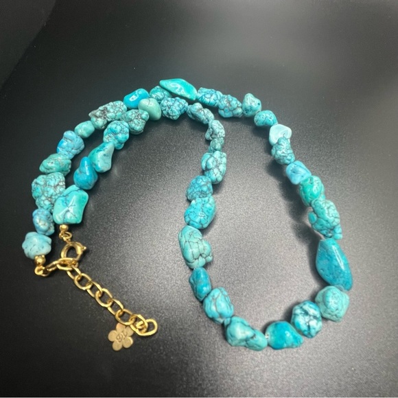 Dyed & Stabilized magnesite Turquoise Nugget Beaded Necklace – TB Marked Chain - Picture 3 of 9